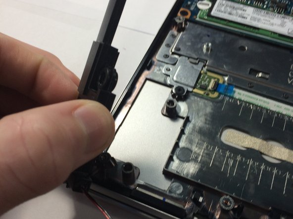 Lenovo Yoga 720 Speaker Replacement: crwdns2935265:07crwdnd2935265:03crwdnd2935265:03crwdne2935265:0