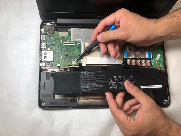 Asus Chromebook C300MA DB01 Battery Replacement, Removing the battery: crwdns2935265:04crwdnd2935265:02crwdnd2935265:03crwdne2935265:0