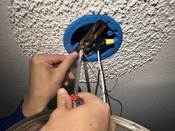 Replacing an LED Light Fixture: step 11, image 2 of 3