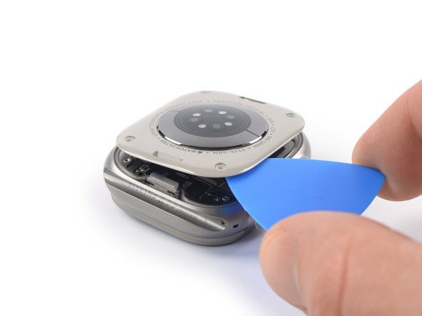 Apple Watch Ultra 2 Sensor Assembly Replacement, Lift the sensor assembly: step 11, image 2 of 2
