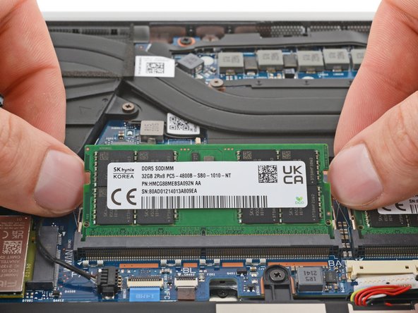 HP EliteBook 840 G9 Memory Module Replacement, Remove the memory module: crwdns2935265:011crwdnd2935265:02crwdnd2935265:03crwdne2935265:0