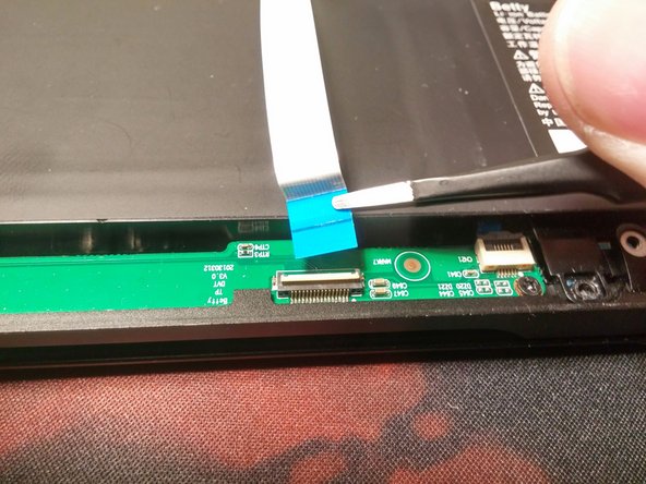 Razer Blade 14" (2013) Battery Replacement, Remove Touchpad cable: crwdns2935265:03crwdnd2935265:03crwdnd2935265:03crwdne2935265:0