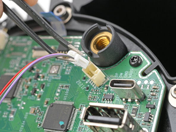 Logitech RS50 Base Slip Ring vervangen, De sleepring loskoppelen: stap 13, afbeelding 3 van 3