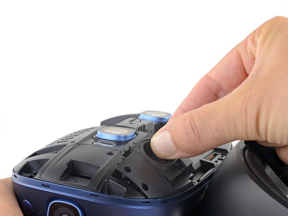 HTC Vive Cosmos Faceplate Connector Replacement: crwdns2935265:05crwdnd2935265:02crwdnd2935265:03crwdne2935265:0