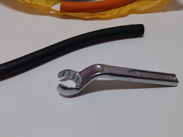 Construcción casera de una llave fija acodada mini, para latiguillos  de 3/8 - Fontanería en espacios pequeños.: paso 11, imagen 2 de 3
