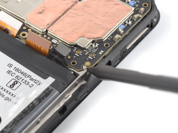 Nokia G42 5G Screen Assembly Replacement, Pry up the motherboard: crwdns2935265:029crwdnd2935265:02crwdnd2935265:03crwdne2935265:0