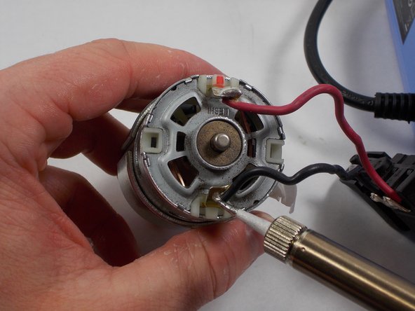 Ryobi P235 Motor Replacement: crwdns2935265:012crwdnd2935265:02crwdnd2935265:03crwdne2935265:0