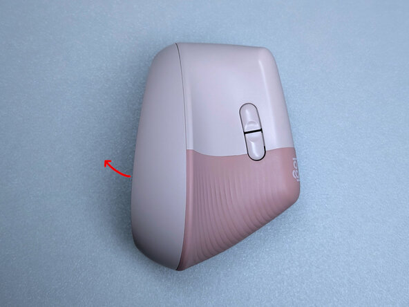 Logitech Lift Teardown, Separating the Base: crwdns2935265:04crwdnd2935265:03crwdnd2935265:03crwdne2935265:0