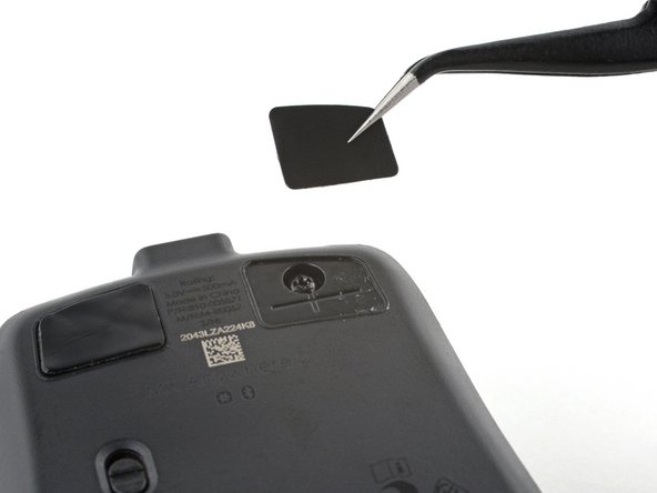 Logitech MX Anywhere 2 배터리 교체, 마우스 피트 분리하기: 3 단계, 이미지 2개 중 2개