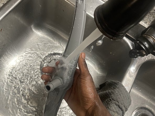 Removing and Cleaning Dishwasher Spray Arm: crwdns2935265:05crwdnd2935265:03crwdnd2935265:03crwdne2935265:0