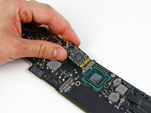 MacBook Air 13" Mid 2012 Logic Board Replacement: crwdns2935265:032crwdnd2935265:02crwdnd2935265:02crwdne2935265:0