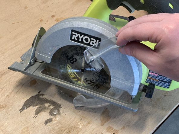 Circular Saw Blade Replacement: crwdns2935265:05crwdnd2935265:02crwdnd2935265:03crwdne2935265:0