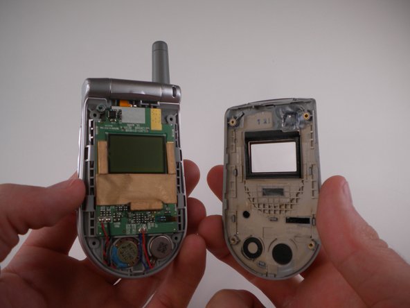 LG VX4500 Display Screen Replacement: crwdns2935265:05crwdnd2935265:03crwdnd2935265:03crwdne2935265:0