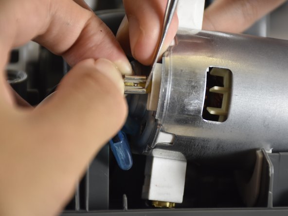 Shark Navigator Lift-Away Deluxe NV360 Roller Brush Motor Replacement: crwdns2935265:012crwdnd2935265:03crwdnd2935265:03crwdne2935265:0