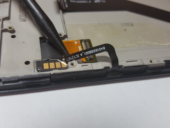 Motorola Moto E4 Plus Power and Volume Buttons Replacement, Power and Volume Buttons: crwdns2935265:019crwdnd2935265:03crwdnd2935265:03crwdne2935265:0