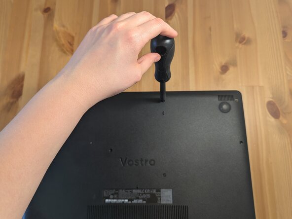 Dell Vostro 3590 Battery Replacement: crwdns2935265:010crwdnd2935265:02crwdnd2935265:02crwdne2935265:0