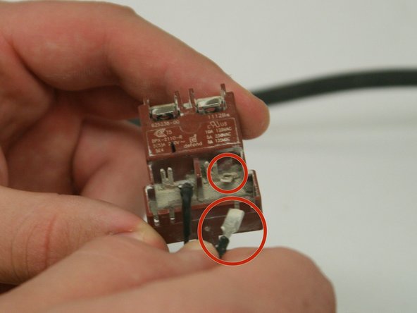 DeWalt D28110 Power Switch Replacement: crwdns2935265:010crwdnd2935265:02crwdnd2935265:02crwdne2935265:0