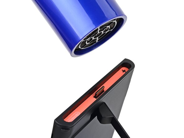 Nintendo Switch 2 Microphone Replacement, Heat the right side sticker: crwdns2935265:04crwdnd2935265:01crwdnd2935265:01crwdne2935265:0