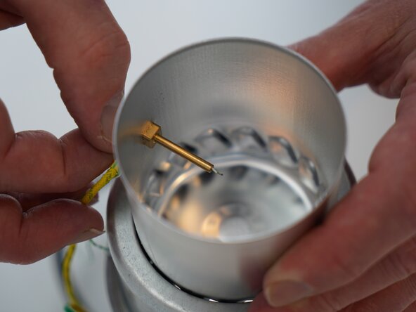 Kaffelogic Nano 7/LINK (A/B/C-N Serial) Thermocouple Replacement, Removing the thermocouple: adım 9, 3 resimden 2.