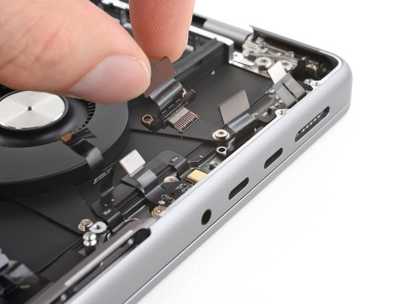 MacBook Pro 14" Late 2023 (M3) USB-C Ports Replacement, Remove the USB-C ports: crwdns2935265:054crwdnd2935265:02crwdnd2935265:03crwdne2935265:0