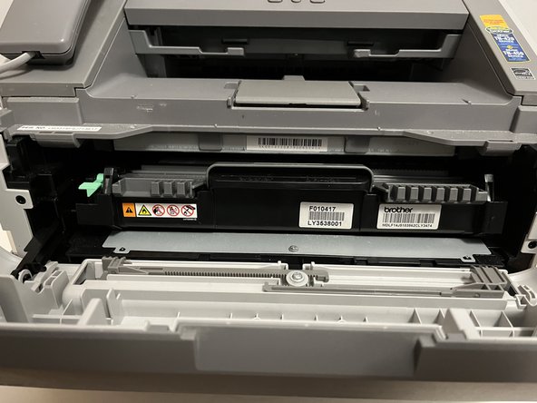 Brother MFC 7240 Toner Cartridge Replacement: adım 9, 3 resimden 2.