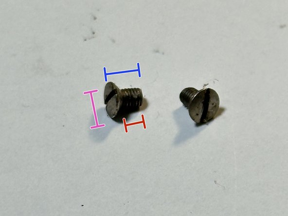 Zeiss Ikon Movielux Compact Projector Teardown, Removing the socket port: crwdns2935265:015crwdnd2935265:03crwdnd2935265:03crwdne2935265:0