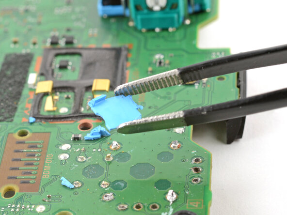 DualSense Controller v2 Joystick Replacement: crwdns2935265:048crwdnd2935265:02crwdnd2935265:02crwdne2935265:0