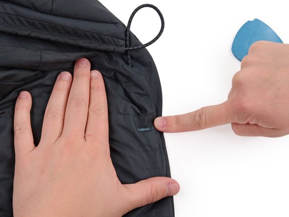 How to Fix an Unthreaded Drawstring: crwdns2935265:06crwdnd2935265:02crwdnd2935265:02crwdne2935265:0