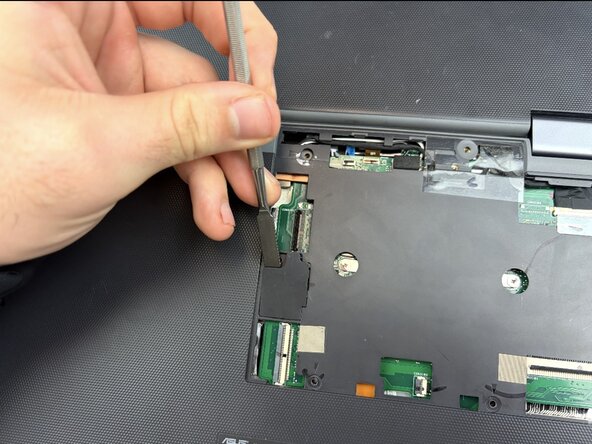 Asus Chromebook Flip C214MA Keyboard Replacement: step 3, image 2 of 3