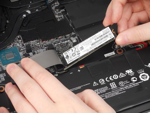 MSI GS66 Stealth 11UE-007 NVMe SSD Replacement: crwdns2935265:08crwdnd2935265:02crwdnd2935265:02crwdne2935265:0