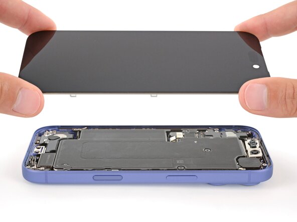 iPhone 17 Pro Battery Replacement, Remove the screen: crwdns2935265:023crwdnd2935265:01crwdnd2935265:01crwdne2935265:0