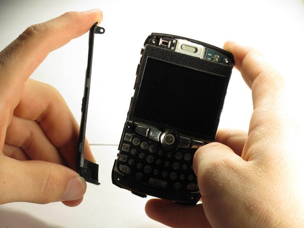 Blackberry Curve 8320 Speaker Replacement: crwdns2935265:09crwdnd2935265:02crwdnd2935265:02crwdne2935265:0