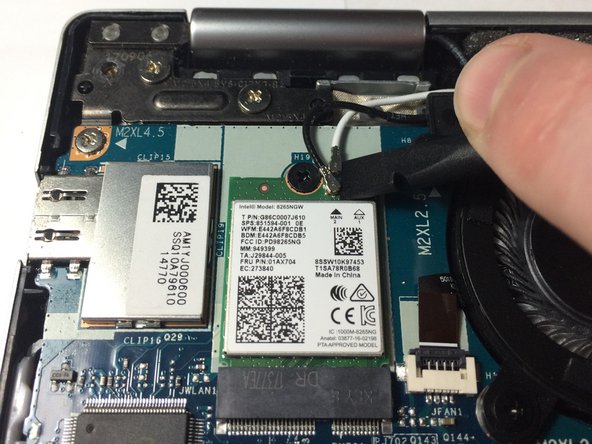 Lenovo Yoga 720 Wireless Adapter Replacement: crwdns2935265:07crwdnd2935265:02crwdnd2935265:03crwdne2935265:0