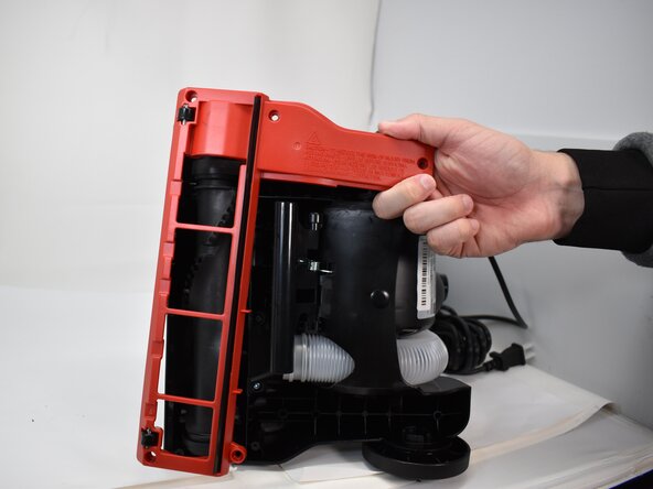 Bissell CleanView Compact 3508 Lower Hose Replacement: crwdns2935265:03crwdnd2935265:03crwdnd2935265:03crwdne2935265:0