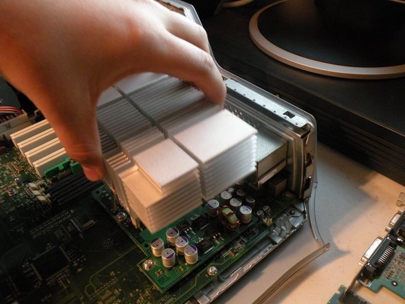 Power Mac G4 Quicksilver Teardown, CPU: crwdns2935265:07crwdnd2935265:02crwdnd2935265:03crwdne2935265:0