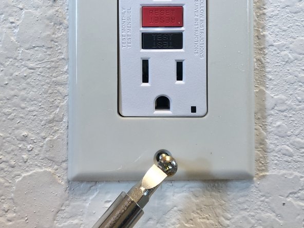 GFCI Outlet Replacement: crwdns2935265:015crwdnd2935265:03crwdnd2935265:03crwdne2935265:0