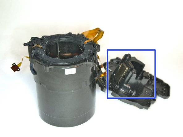 Sony Cyber-shot DSC-HX400V Teardown, Sensorbackplate: crwdns2935265:015crwdnd2935265:03crwdnd2935265:03crwdne2935265:0