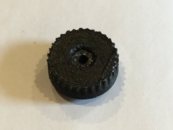 Yaesu VX8DR PLASTIC ROTARY KNOB Replacement, Out with the old. In with the new.: crwdns2935265:03crwdnd2935265:02crwdnd2935265:03crwdne2935265:0