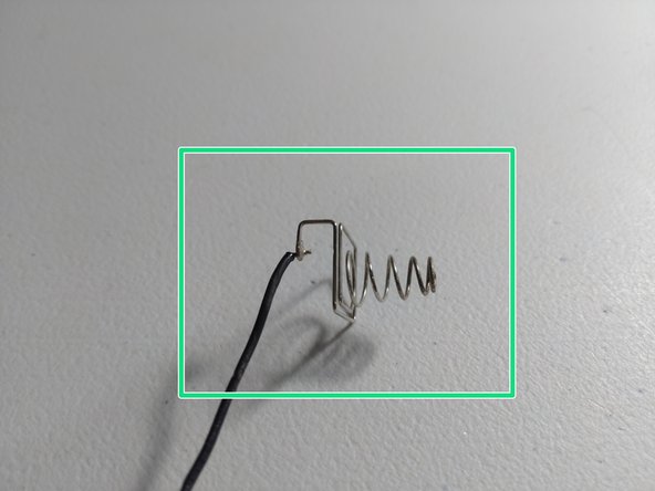 How to clean up a battery leakage, The power cable: crwdns2935265:04crwdnd2935265:03crwdnd2935265:03crwdne2935265:0