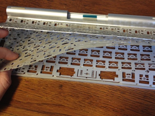 Repairing Apple Wireless Keyboard without destroying it., Removing the damaged membrane: crwdns2935265:08crwdnd2935265:02crwdnd2935265:03crwdne2935265:0