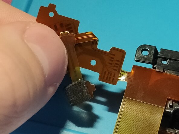 Sony A7 II Top Flex Cable replacement, Bending the AF assist lamp flex cable part 1: crwdns2935265:038crwdnd2935265:03crwdnd2935265:03crwdne2935265:0