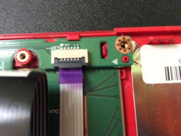 acer aspire one 725 Teardown, The touch pad: crwdns2935265:010crwdnd2935265:03crwdnd2935265:03crwdne2935265:0