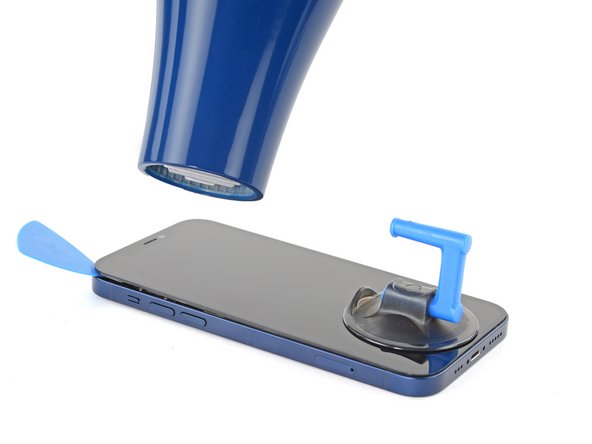 Sostituzione fotocamere posteriori iPhone 12 mini, Scalda il bordo destro: passo 10, immagine 1 di 2