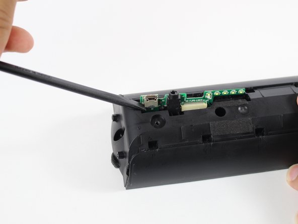 JBL Flip 2 Auxiliary Port Replacement: crwdns2935265:018crwdnd2935265:02crwdnd2935265:02crwdne2935265:0