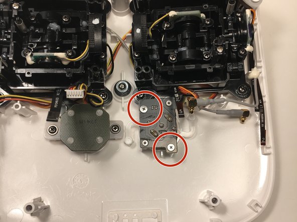 DJI Phantom 4 Advanced Remote Controller Power Button Replacement: crwdns2935265:010crwdnd2935265:02crwdnd2935265:02crwdne2935265:0