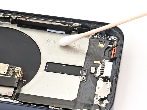 iPhone 15 Pro Battery Replacement, Clean the frame: step 36, image 2 of 3