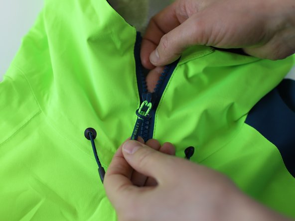 How to replace a zipper slider, Replace the zip puller: crwdns2935265:06crwdnd2935265:02crwdnd2935265:03crwdne2935265:0