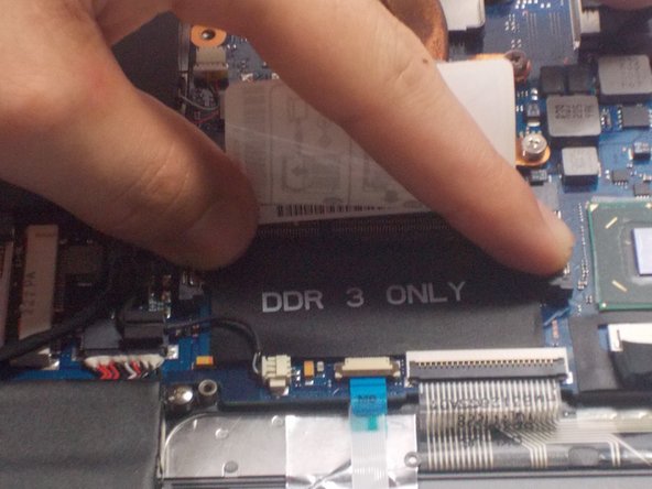 Samsung NP530U4BL RAM Replacement, RAM: crwdns2935265:07crwdnd2935265:03crwdnd2935265:03crwdne2935265:0