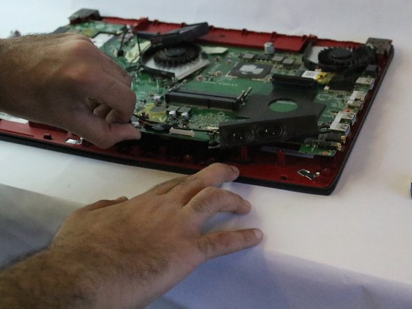 MSI GE62 Apache Pro 004 Speakers Replacement: crwdns2935265:05crwdnd2935265:02crwdnd2935265:02crwdne2935265:0