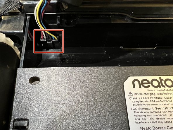 Neato BOTVAC CONNECTED Front Roller Brush Replacement: crwdns2935265:04crwdnd2935265:02crwdnd2935265:03crwdne2935265:0